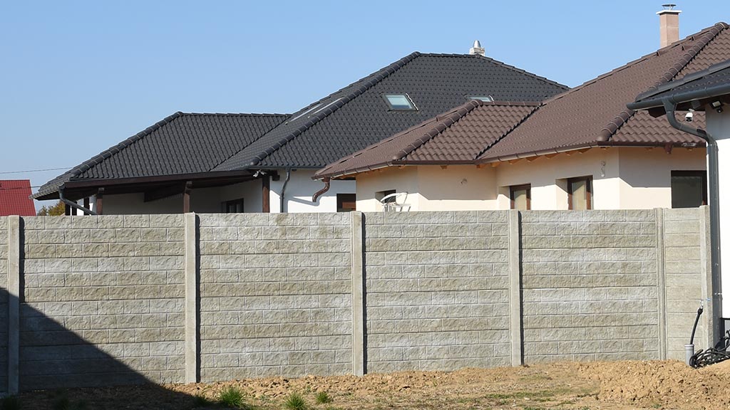  A12/1 Betónový plot   Betónový plot , Betónové ploty