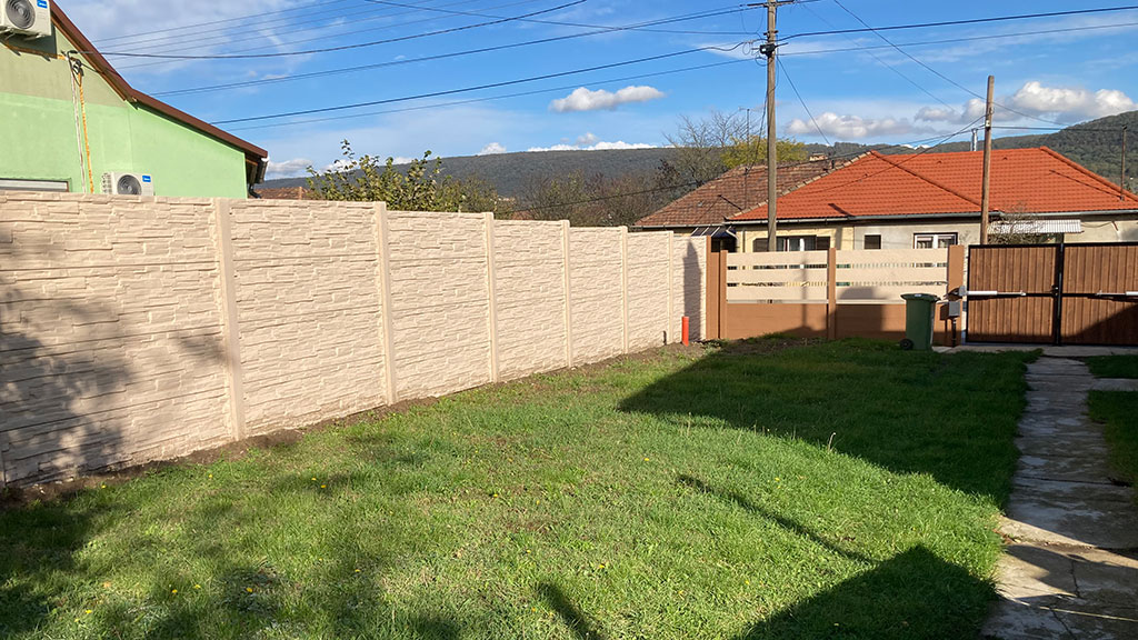  A33/1 Betónový plot   Betónový plot , Betónové ploty