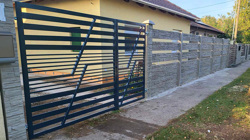  P1/7 Betónový plot   Betónový plot , Betónové ploty